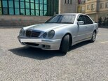 Mercedes E 220-10