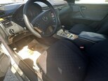 Mercedes E 220-12