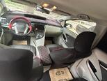 Toyota Prius-13