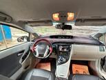 Toyota Prius-16