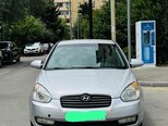 Hyundai Accent-1