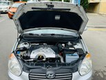 Hyundai Accent-11