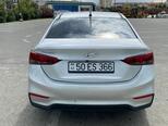 Hyundai Accent-4