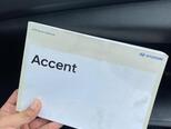 Hyundai Accent-14