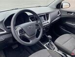Hyundai Accent-10