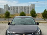 Chevrolet Cruze-1