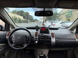 Toyota Prius-5
