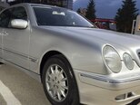 Mercedes E 270-3