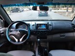 Mitsubishi L200-2