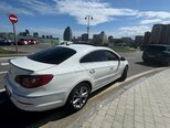 Volkswagen Passat CC-4