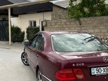 Mercedes E 240-9