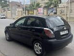 Kia Rio-5
