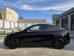 Tesla Model Y-9
