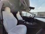 Tesla Model Y-7