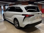 Toyota Sienna-7