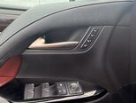 Lexus LX 570-14