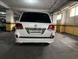 Toyota Land Cruiser-2