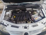 Renault Logan-2