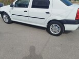 Renault Logan-8