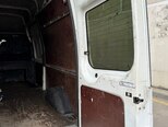 Ford Transit-17