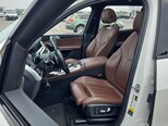 BMW X7-8