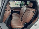BMW X7-7