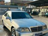 Mercedes C 220-1