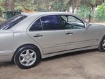 Mercedes E 230-10