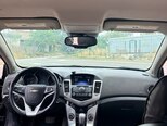 Chevrolet Cruze-12