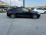 Hyundai Elantra-10