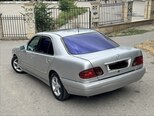 Mercedes E 240-5