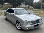 Mercedes E 240-2