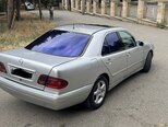 Mercedes E 240-7