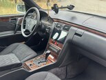 Mercedes E 240-3