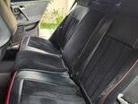 Mercedes E 200-11