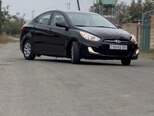 Hyundai Accent-2