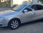 Volkswagen Passat-12