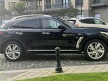 Infiniti QX70-4
