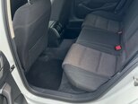 Volkswagen Passat-13