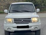 Mitsubishi Pajero io-9