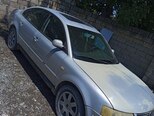 Volkswagen Passat-5