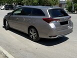 Toyota Auris-4