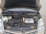 Toyota Prius-10