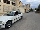 BMW 318-4