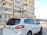 Hyundai Santa Fe-12