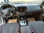 Hyundai Santa Fe-6