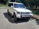 Mitsubishi Pajero-5