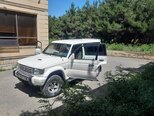 Mitsubishi Pajero-7
