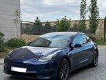 Tesla Model 3-3