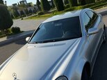 Mercedes E 270-5